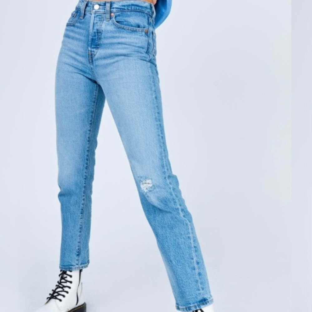 Levi’s Premium Wedgie Straight Jeans